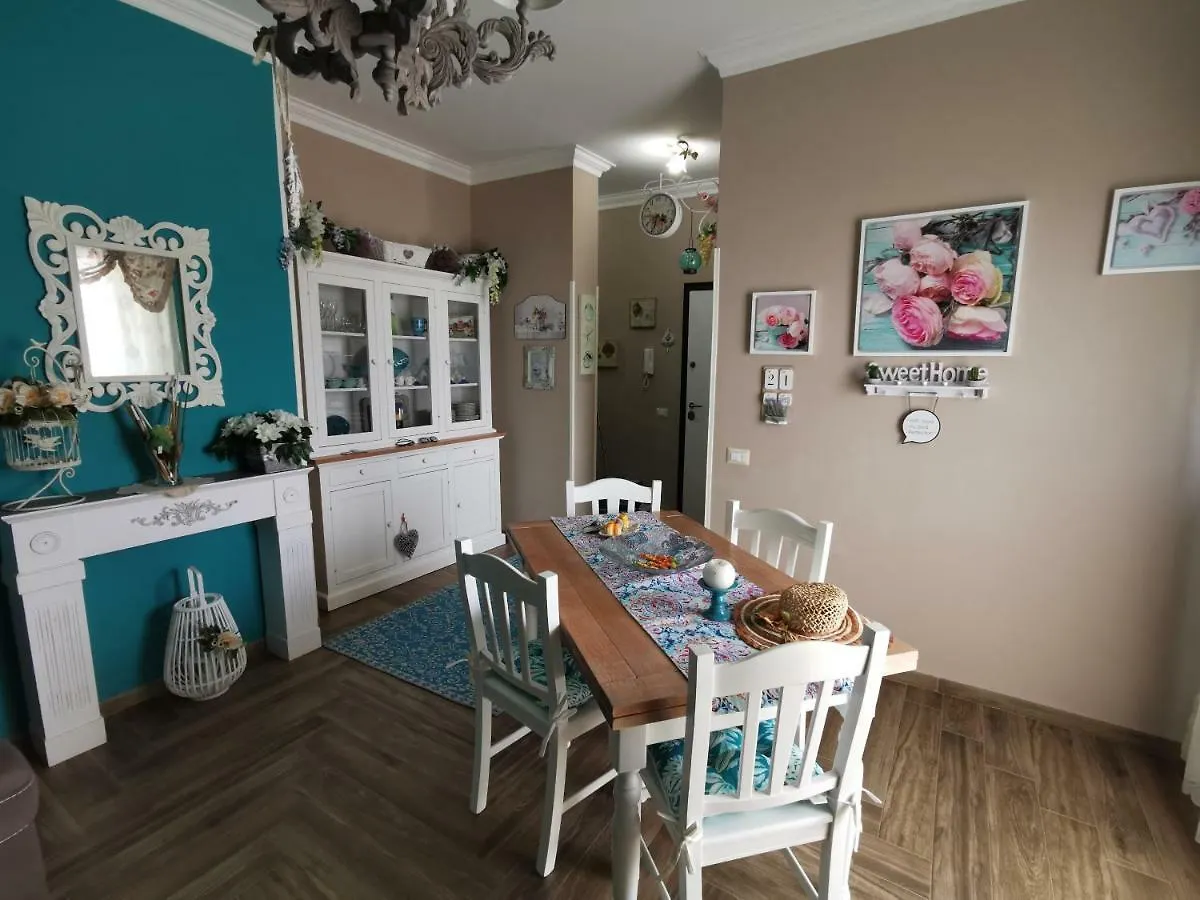 Cefalu Sweet House Of The Flowers Italien